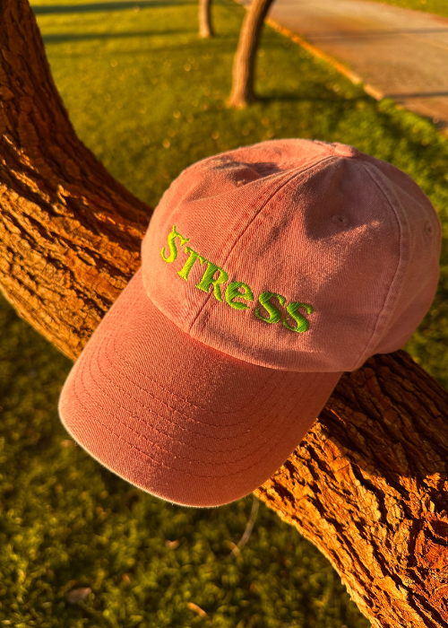 Gorra cruda stress rosa